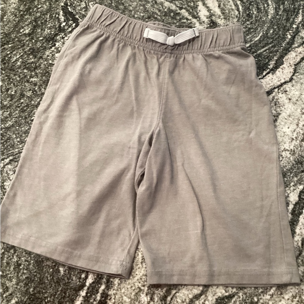 Jumping Beans Boys Gray Shorts.  Size 7